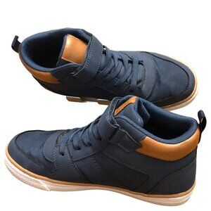 The Children’s Place Boys Size 5 High Top Sneakers Hook and Loop Navy EUC